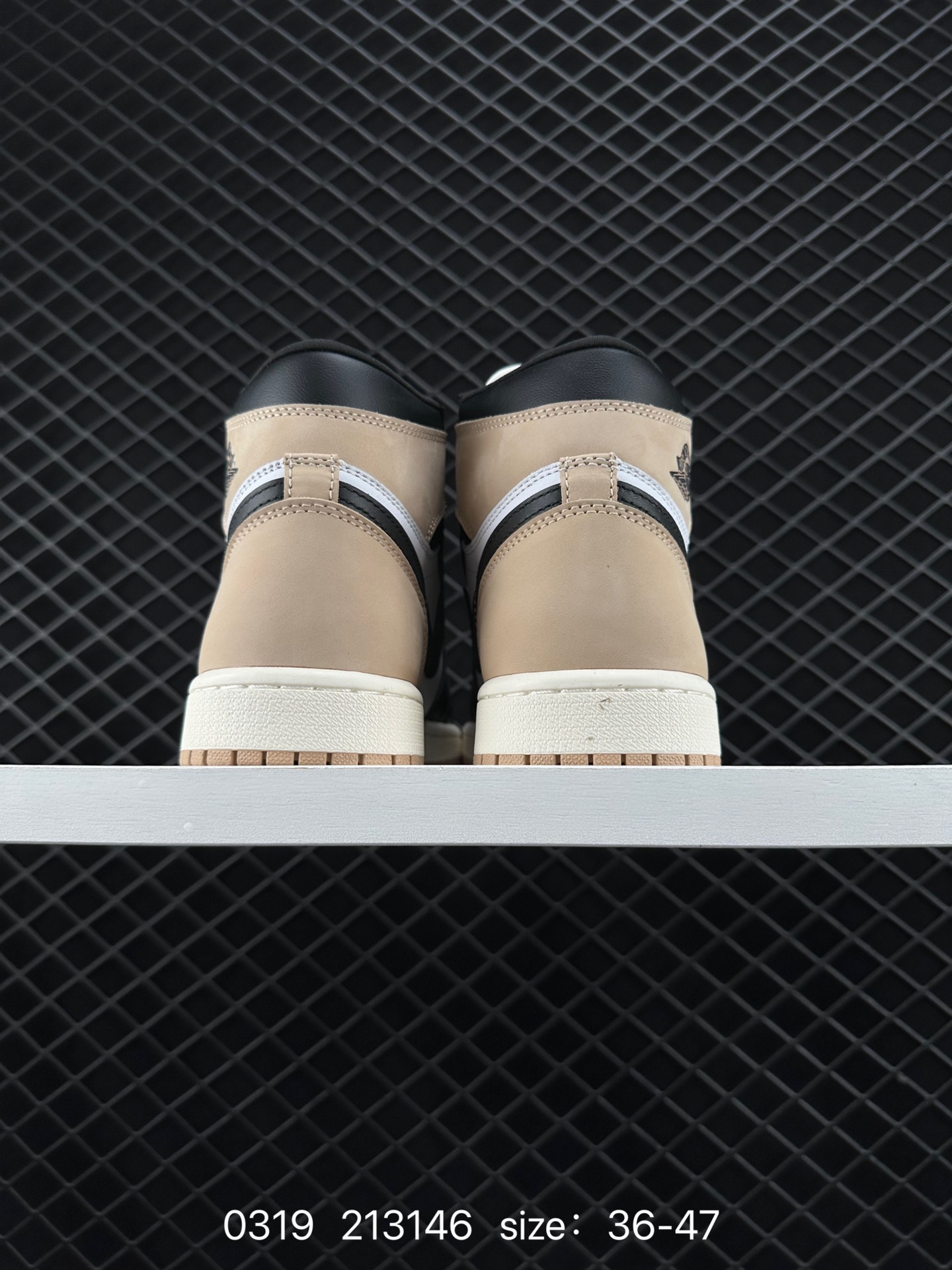 Nike Air Jordan 1 Retro High OG”Black/White“